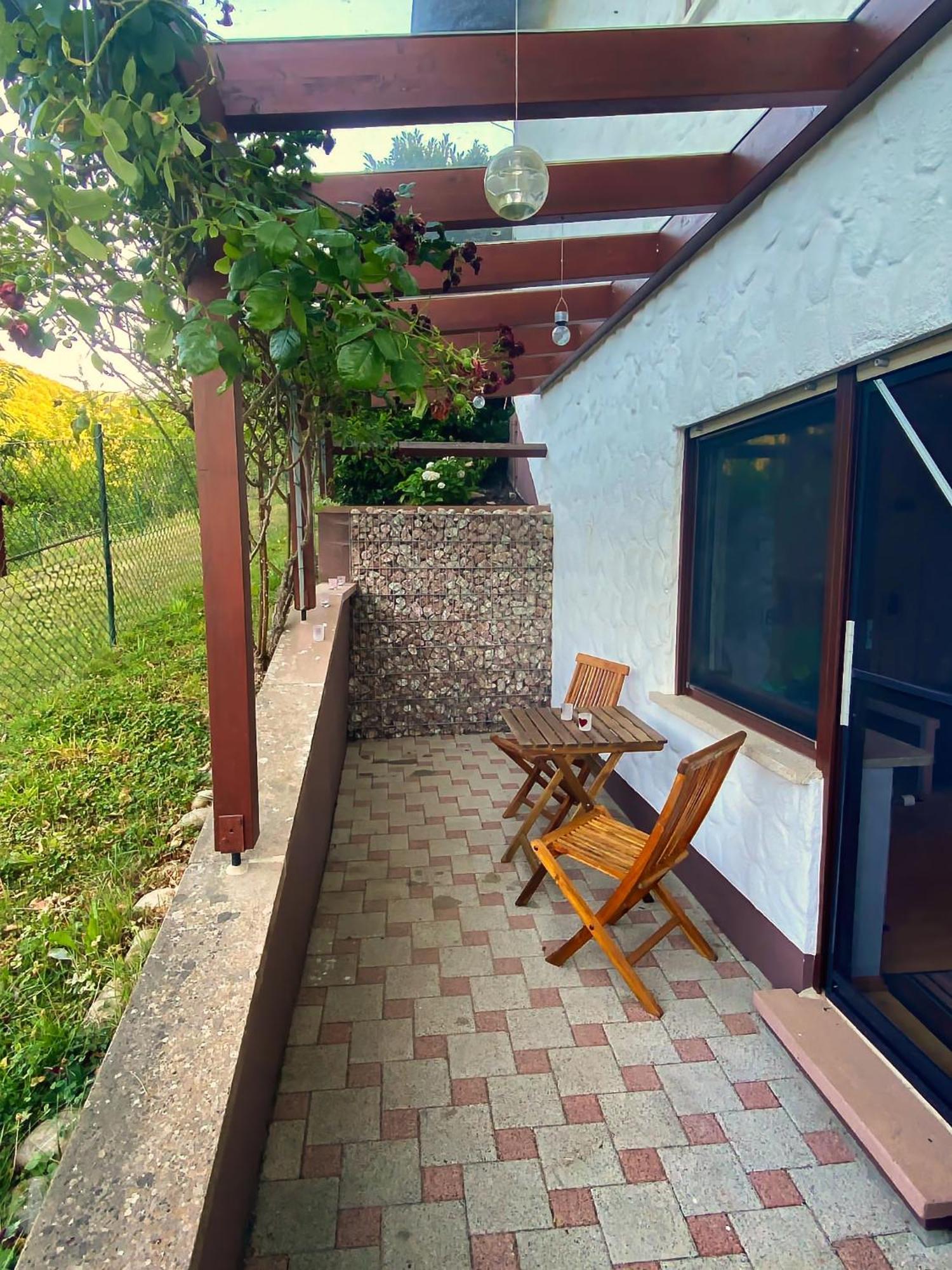 Gemuetliche Wohnung Mit Neckarblick Eberbach  Exterior photo